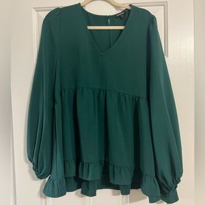 Dark green stretchy long sleeve shirt